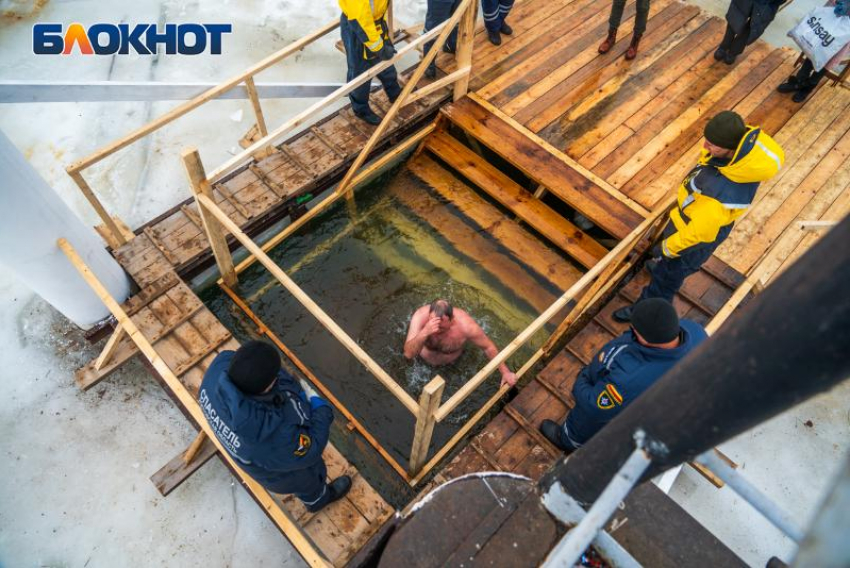 Общественный транспорт отвезет волгодонцев в порт на Крещение: расписание 