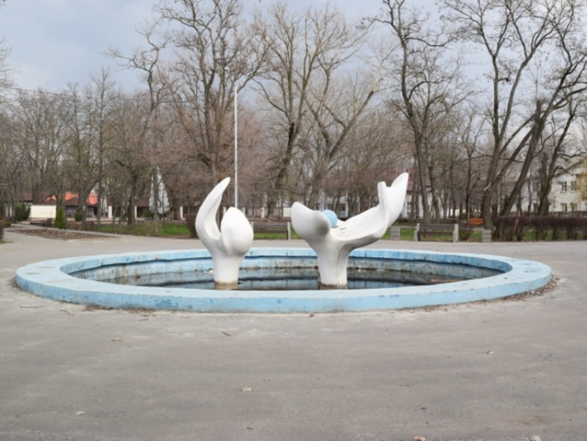 Почти 700 тысяч рублей планирует потратить администрация Волгодонска на содержание фонтанов