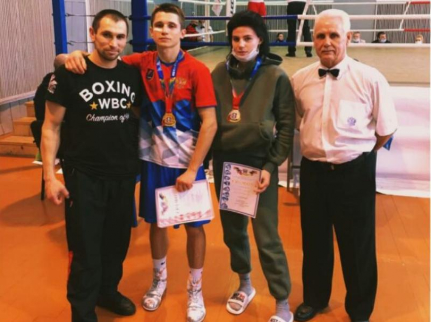Боксеры из Волгодонска достойно представили город на первенстве региона
