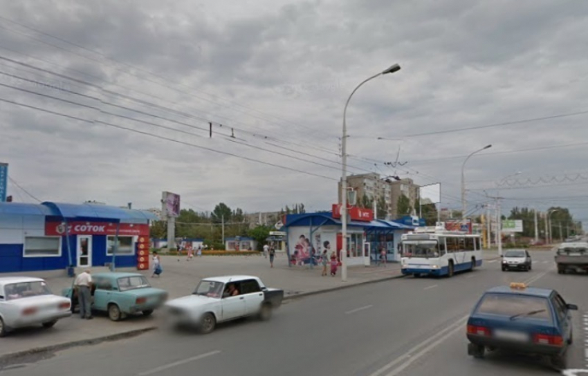 В Волгодонске в День ВМФ было совершено вооруженное ограбление сотового салона МТС