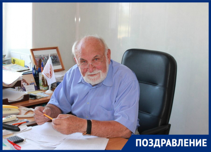 80-летний юбилей отмечает председатель общественной палаты Виктор Стадников