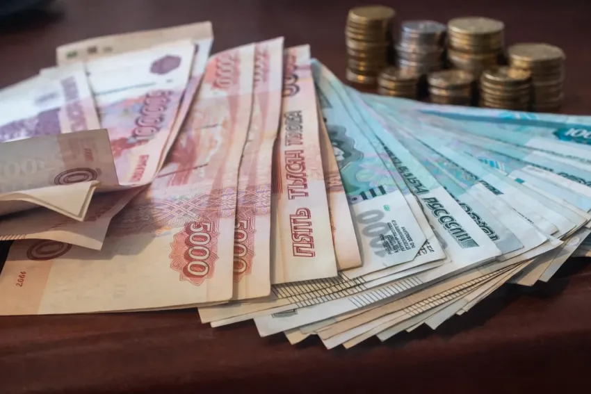 В каких ситуациях микрозайм выгоднее кредита