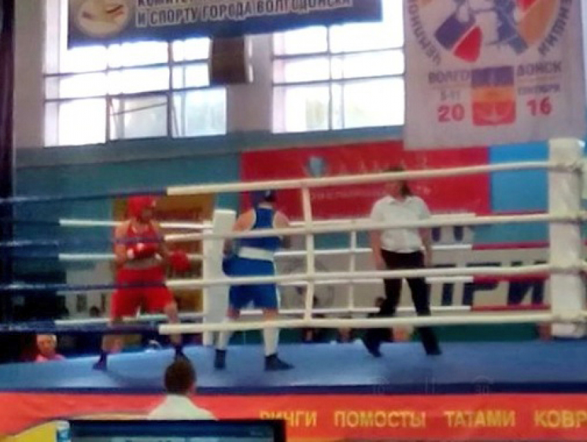 Волгодонская боксерша довела сопернинцу из Москвы до слез