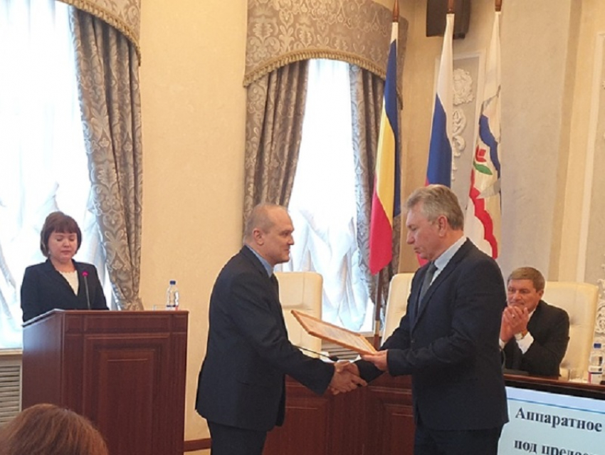 Лучшие сотрудники гражданской обороны Волгодонска получили заслуженные награды