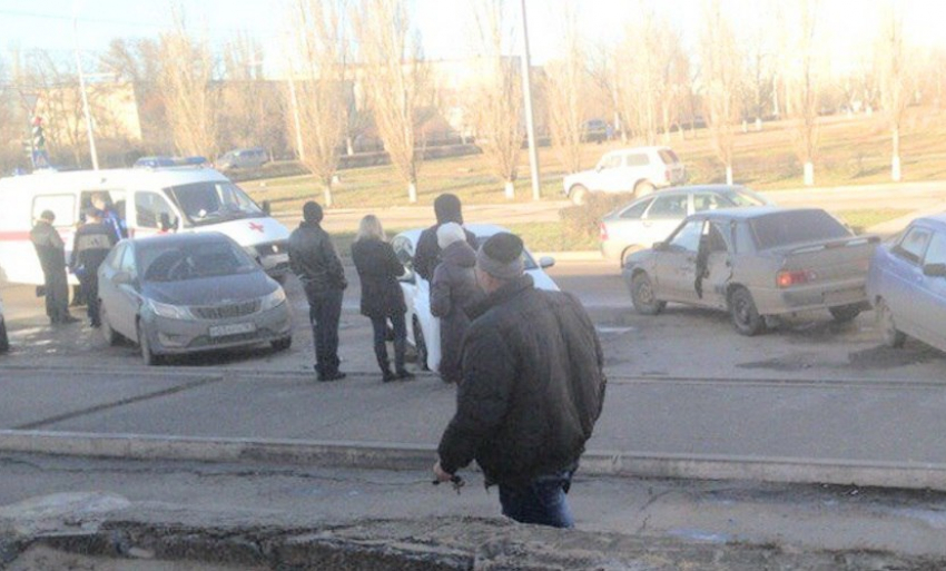 Раненый в ДТП повторно попал в аварию, когда его везли на «скорой» в БСМП Волгодонска