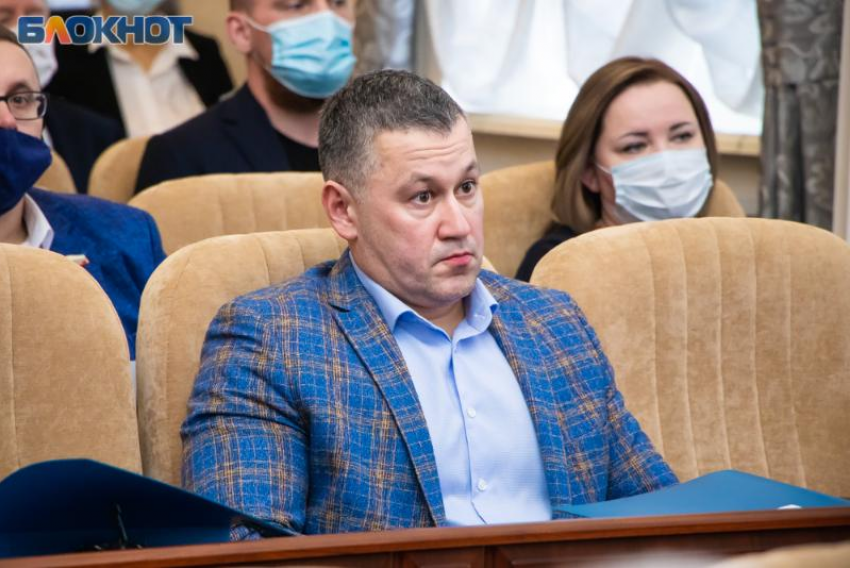 Уголовное дело возбудили на заместителя главы администрации Волгодонска по экономике Игоря Столяра