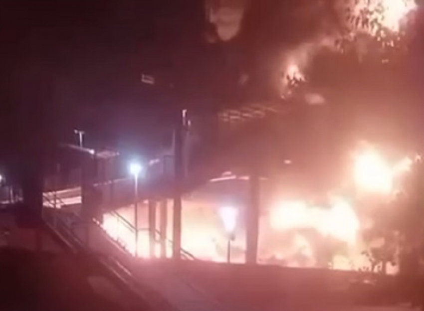 Детали ночного удара дронов по Сальску 29 июля: погибли росгвардейцы, горели цистерны с бензином, распространялись фейки