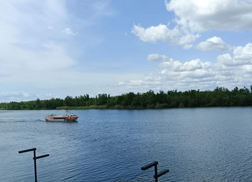 Пассажирское судно на подводных крыльях впервые за много лет прибыло в Романовскую