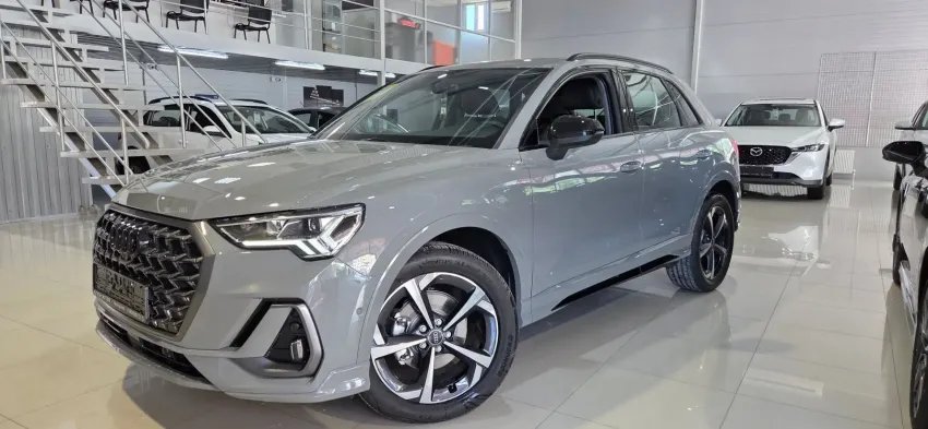 Товар дня: Audi Q3 1.5 AMT, 2026г. за 3 899 900₽ вместо  4 049 900₽  