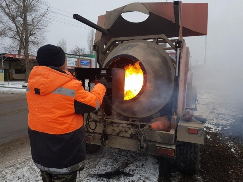 До конца года в Волгодонске отремонтируют 1 600 квадратных метров дорог