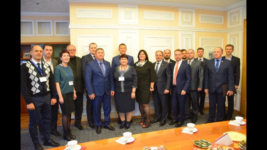 Депутаты Волгодонска и Шахт подписали Соглашение о взаимодействии представительных органов самоуправления
