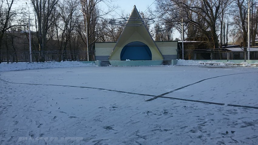 Для ледового катка в Волгодонске настали последние дни