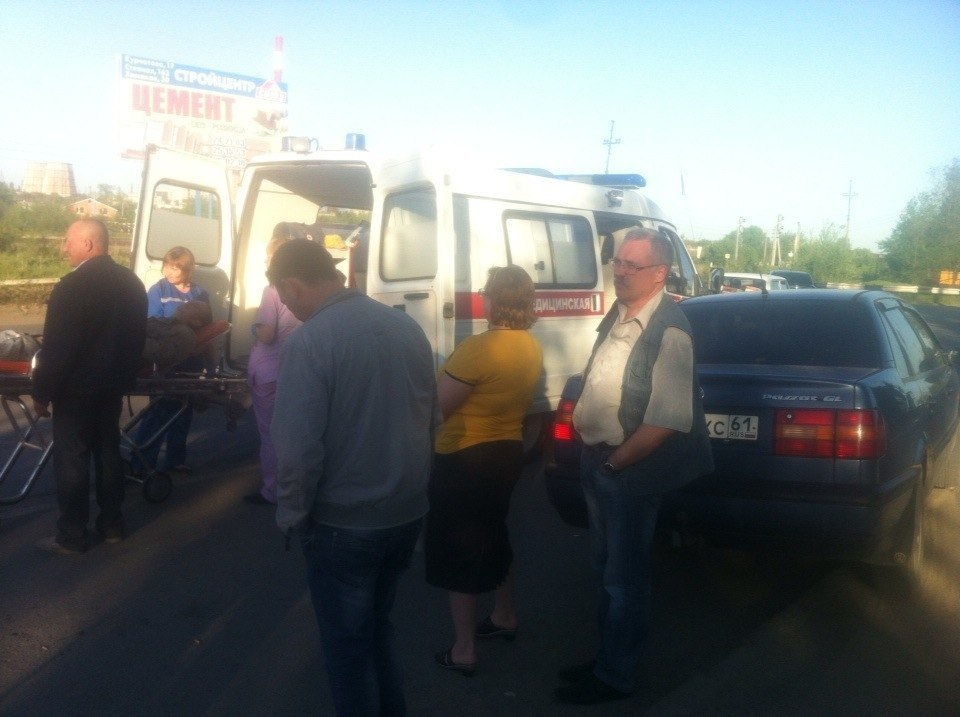 В Волгодонске 35-летний мужчина попал под колеса «Фольксвагена»