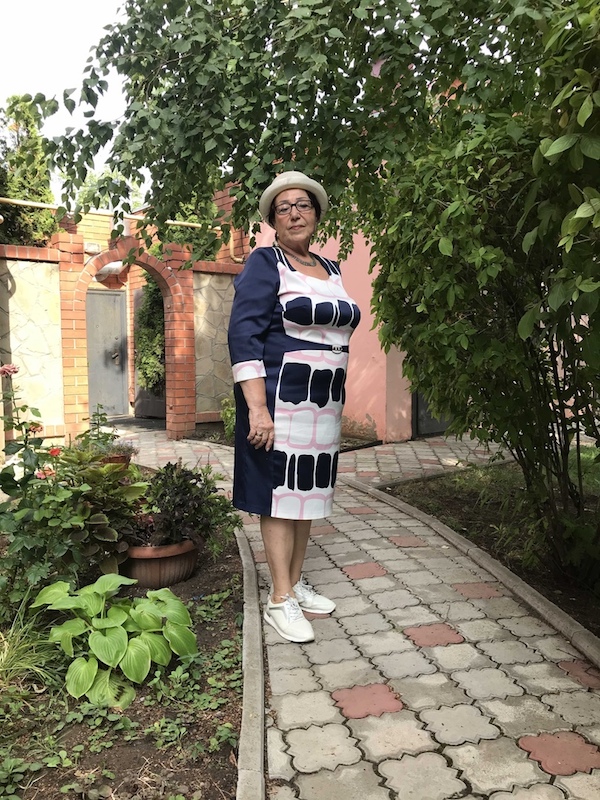 Флора Ковалева, 58 лет