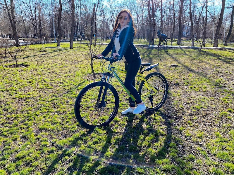 Устроить прогулки на велосипедах с друзьями «Велопрокат»