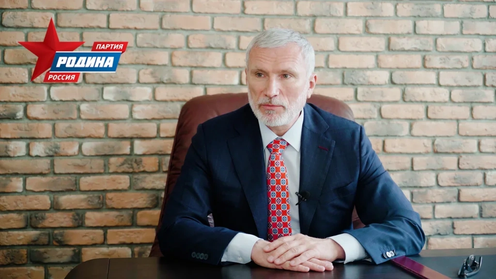 Лидер партии «Родина» Алексей Журавлёв потребовал отмены ЕГЭ ФОТО3.jpg