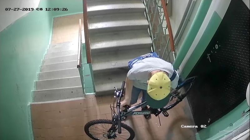 Подросток украл велосипед